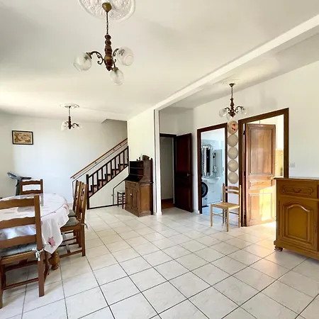 Holiday home En Route Pour Et Shopping A La Vallee Village